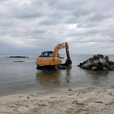 Breakwaters on the Potomac