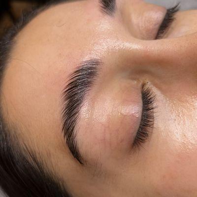 Brow Lamination & Eyebrow Waxing