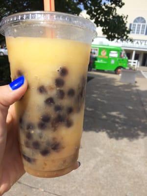 Lychee/mango bubble tea freeze 6.12.16 @Lighthouse. tapioca - sweet & chewy as they should be. freeze-slightly watery & bland