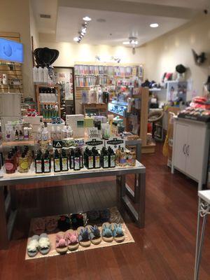 Variety of Korean home and beauty products