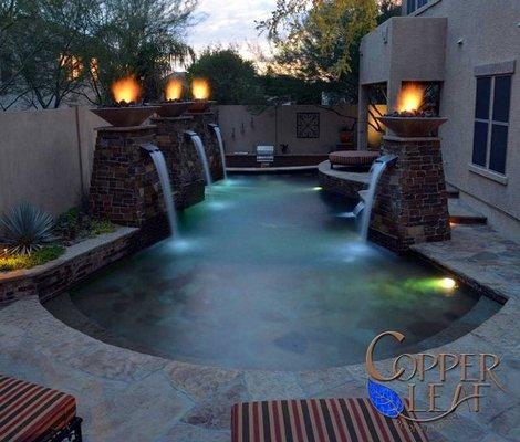 Swimming pool contractor in Phoenix, Arizona