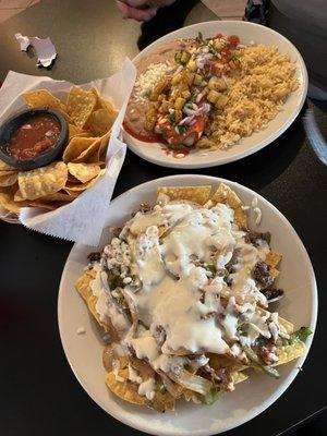 Fajita nachos (amazing!) & el Trompo Burrito