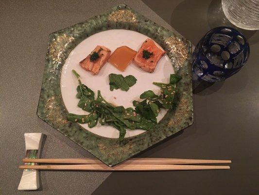 Seared salmon salad - smily face after the meal !