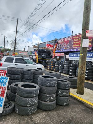 Payless Tire Shop