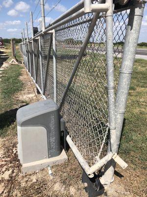 Commercial gate repair