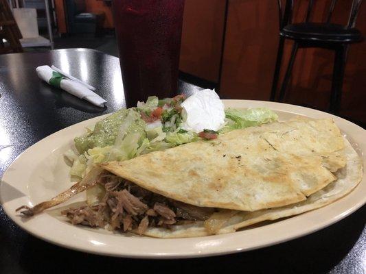 Quesadilla with carnitas