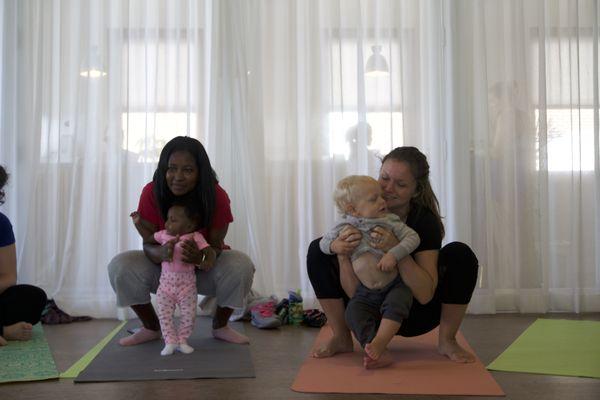 Baby and Me Yoga class (infants to walkers)