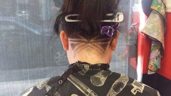 Look at those skills...as a chick who always does her own undercut, this was much better! AWESOME, thank you!!