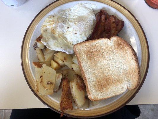 Basic breakfast with home fries