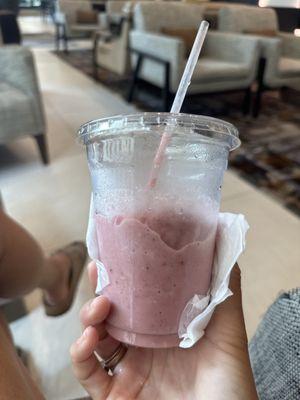 Strawberrii Banana Smoothie