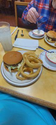 Yummy Big Boy and onion rings!