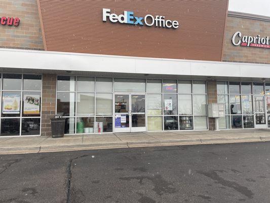 FedEx Office Print & Ship Center