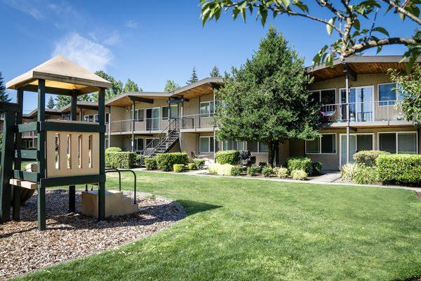 Rainier Gardens Apartments