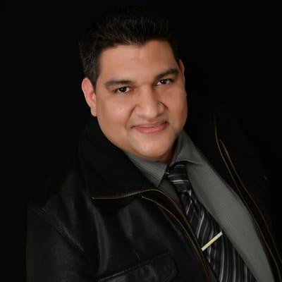 Rene Ladera Realtor, Casas Nuevas en Orlando Florida. Tu Agente Inmobiliario en Español para comprar, vender o rentar. ReneLadera.com