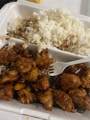 Orange Chicken w white rice