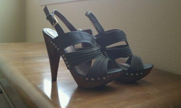 Shoes I purchased with my gift certificate from my fiance Steve. These shoes are so comfy and gorgeous!