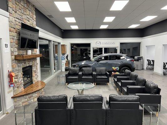 Young Mazda Idaho Falls Showroom