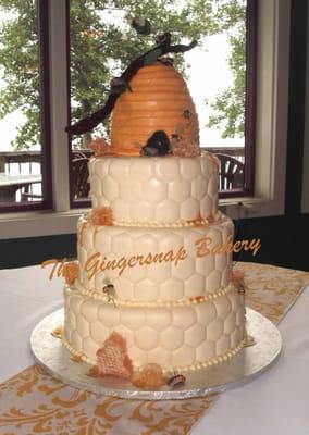 Bee hive cake