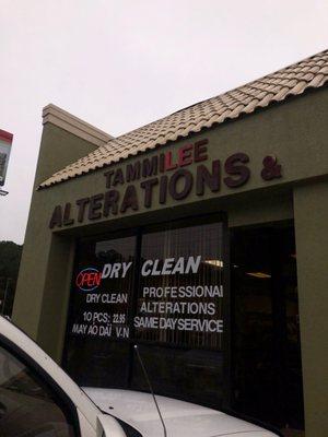 Dry cleaners and alteration