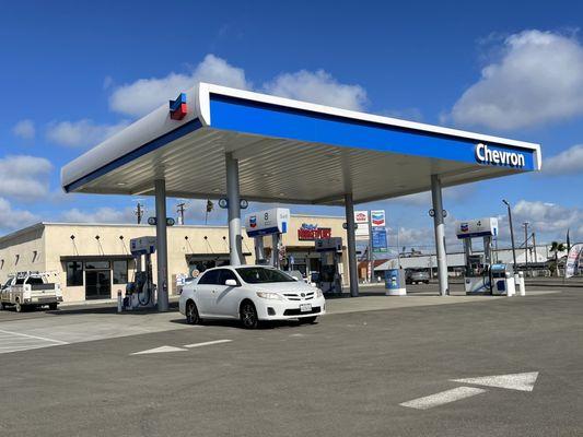 It's nice to see a clean gas station without vagrants lingering around.