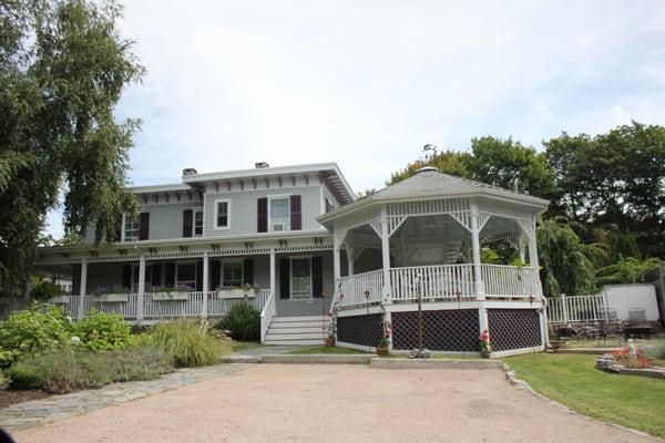 beautiful house, beautiful porch