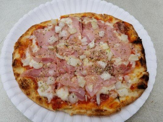 Ham & Onion Wood Fired Pizza 4/5