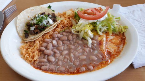 Cheese Enchilada and a Carnitas Taco