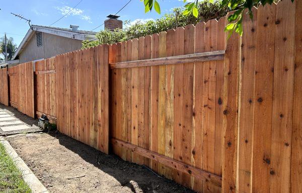 Redwood Good Neighbor Fence