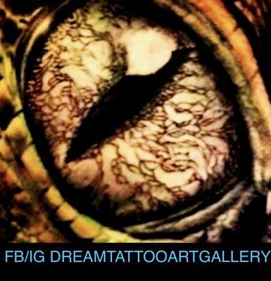 Custom drawn alligator eye. Full color tattoo.
8x8in