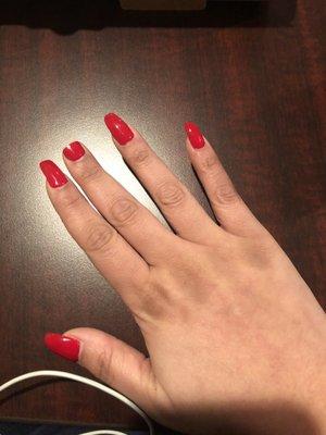 Right hand. And should I point out how the shape of the nails aren't even the same????