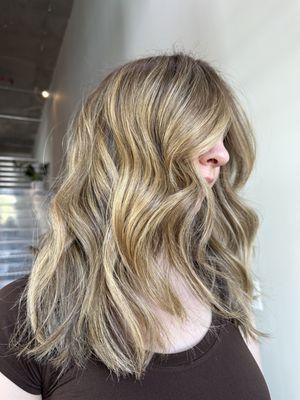 Blonde warm highlights