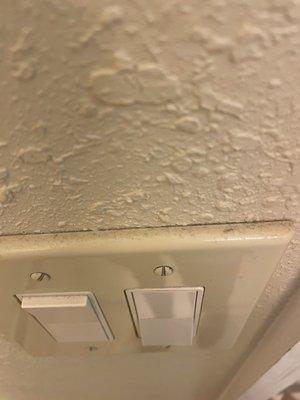 The cleanest light switches ever!! Oh wait....