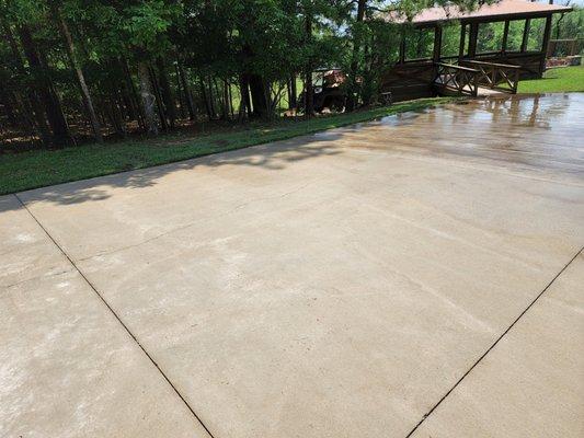 Surface cleaning Alabama pressure washing kings