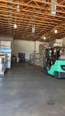 Warehouse to pick up Material