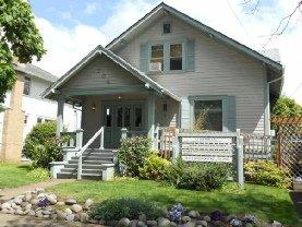 Redwood Spring PC is located in a beautiful Salem historic area just north of downtown.