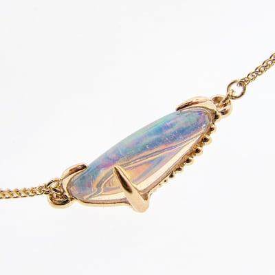 Only the finest Ethiopian opals, in shapes and sizes.