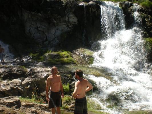 our awesome guides, John and Cecil