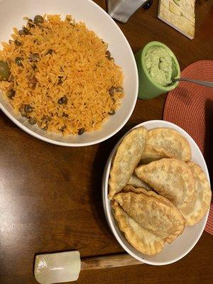 Beef empanadas y arroz con gandules