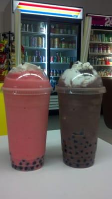 Strawberry, banana pineapple smoothie and cookies and cream with boba. Yum!:)