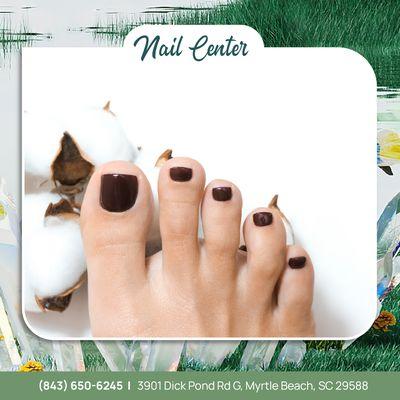 Pamper yourself with perfection. Our full nail set has everything you need for a salon-quality pedicure at home.