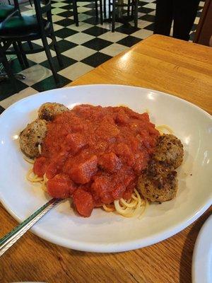 Spaghetti and meatballs