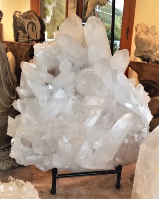 One of our many superb quartz clusters.