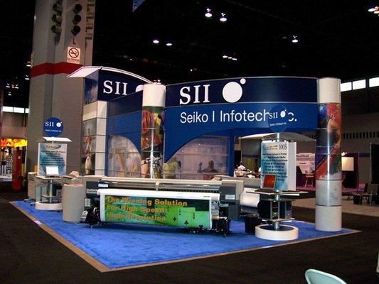 Trade show booth rental design for a business wanting a customized trade show display at an affordable price.