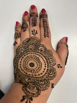 Henna Tattoo (Mehndi)