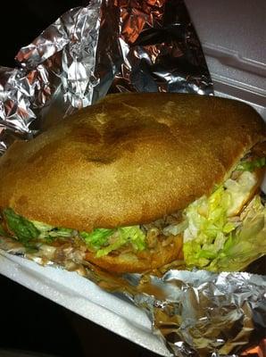 Best tortas de carnitas!!