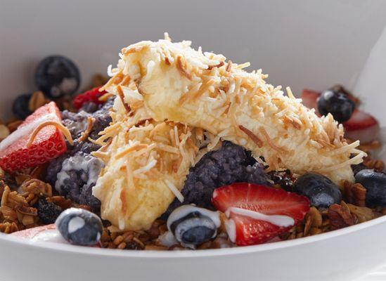 Another Broken Egg Cafe Granola, Fruit & Quinoa Power Bowl