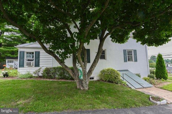 New listing! 43 Burnside Ave. Norristown, PA 19403