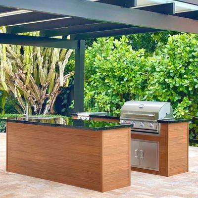 Experience the difference of working with manufacturers directly. Choose Perello Patio for quality outdoor kitchens