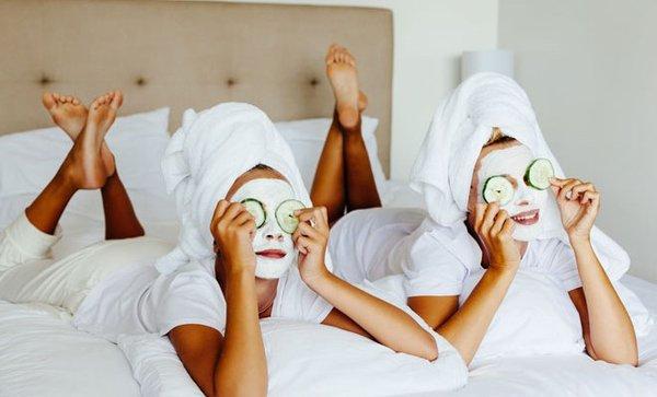 We offer several options for mother/daughter or Bring your Bestie Facials!