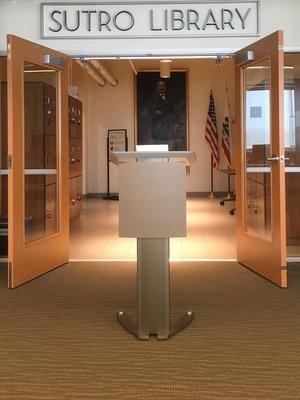 Entrance to the Reading Room on the 5th floor. Lockers are available for patrons to put their belongings (bags, food, drink, pens, etc).